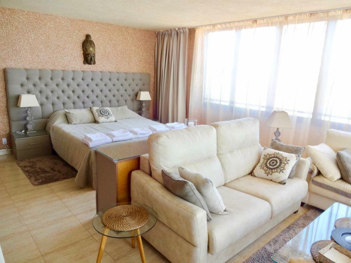 Cinema Duplex Apartment Калпе Екстериор снимка